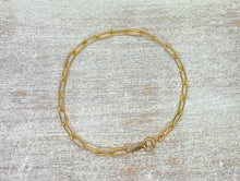 Load image into Gallery viewer, Pacific Paper Clip Bracelet Gold
