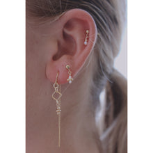 Load image into Gallery viewer, Whitehaven Thread Earrings Gold

